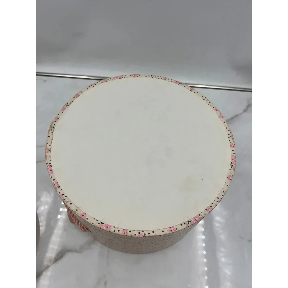N/A vintage round